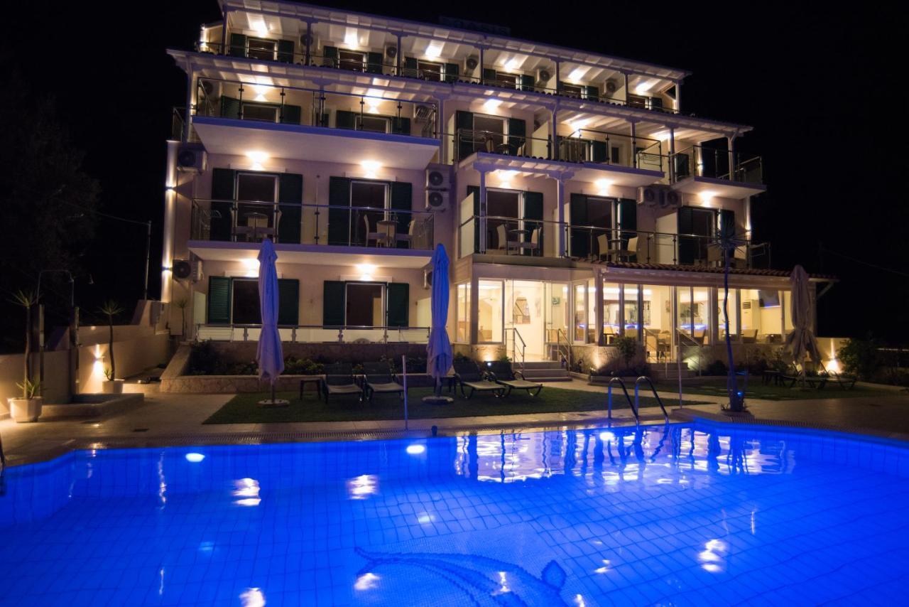 Oasis Hotel Perigiali Luaran gambar